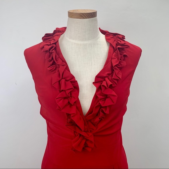 Red Dress - Picture 2 of 4